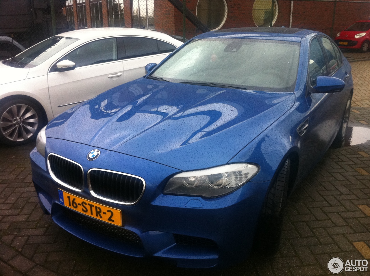 BMW M5 F10 2011