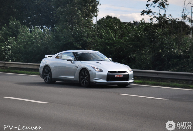 Nissan GT-R