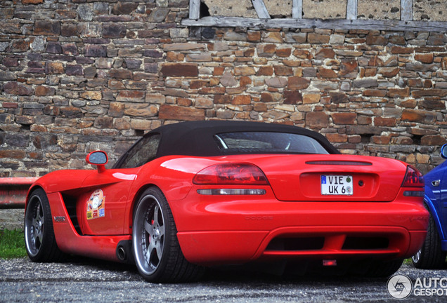 Dodge Viper SRT-10 Roadster 2003