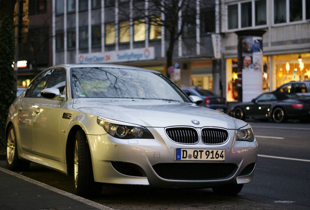 BMW M5 E60 2005