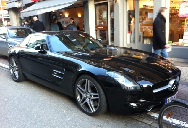 Mercedes-Benz SLS AMG