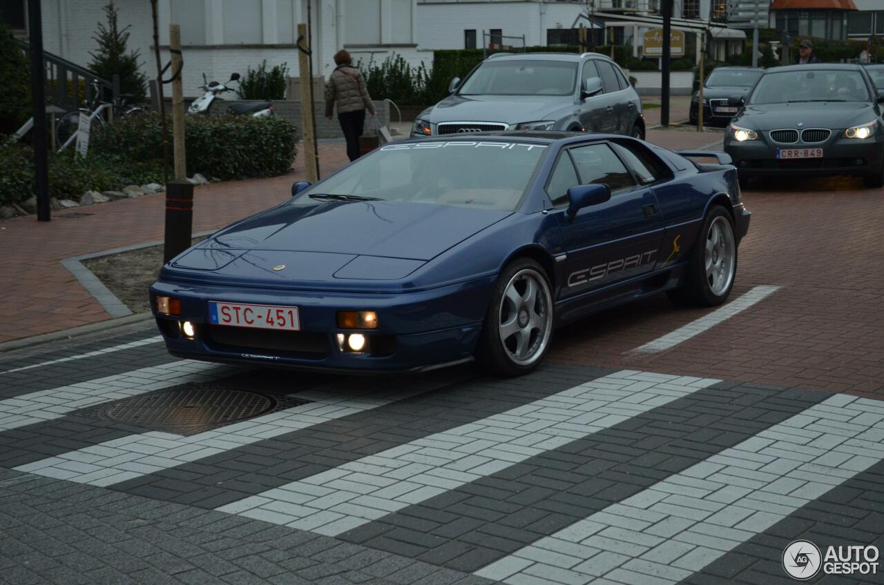 Lotus Esprit SE