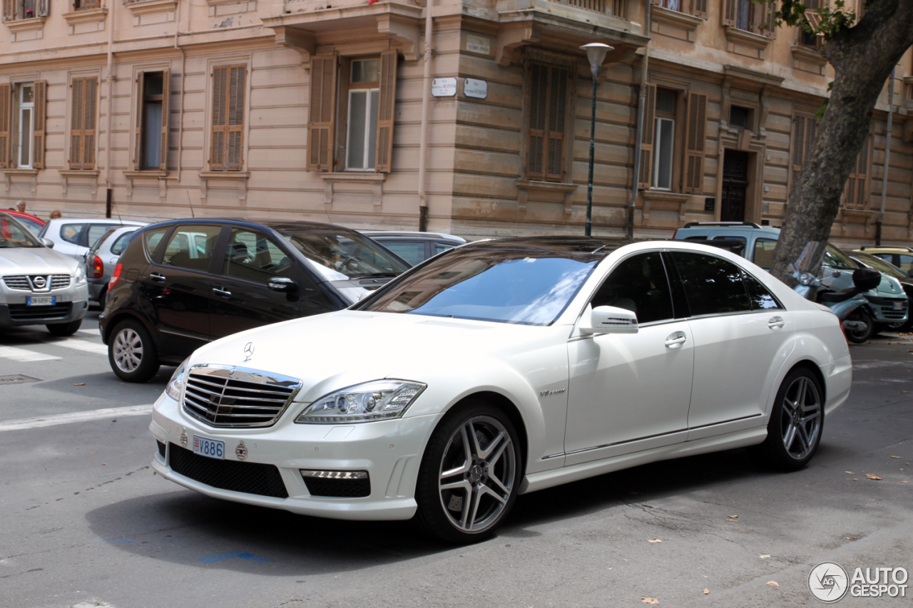 Mercedes-Benz S 63 AMG W221 2011