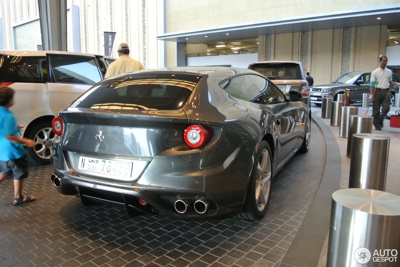 Ferrari FF