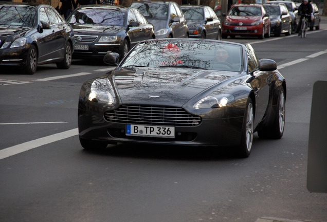 Aston Martin V8 Vantage Roadster