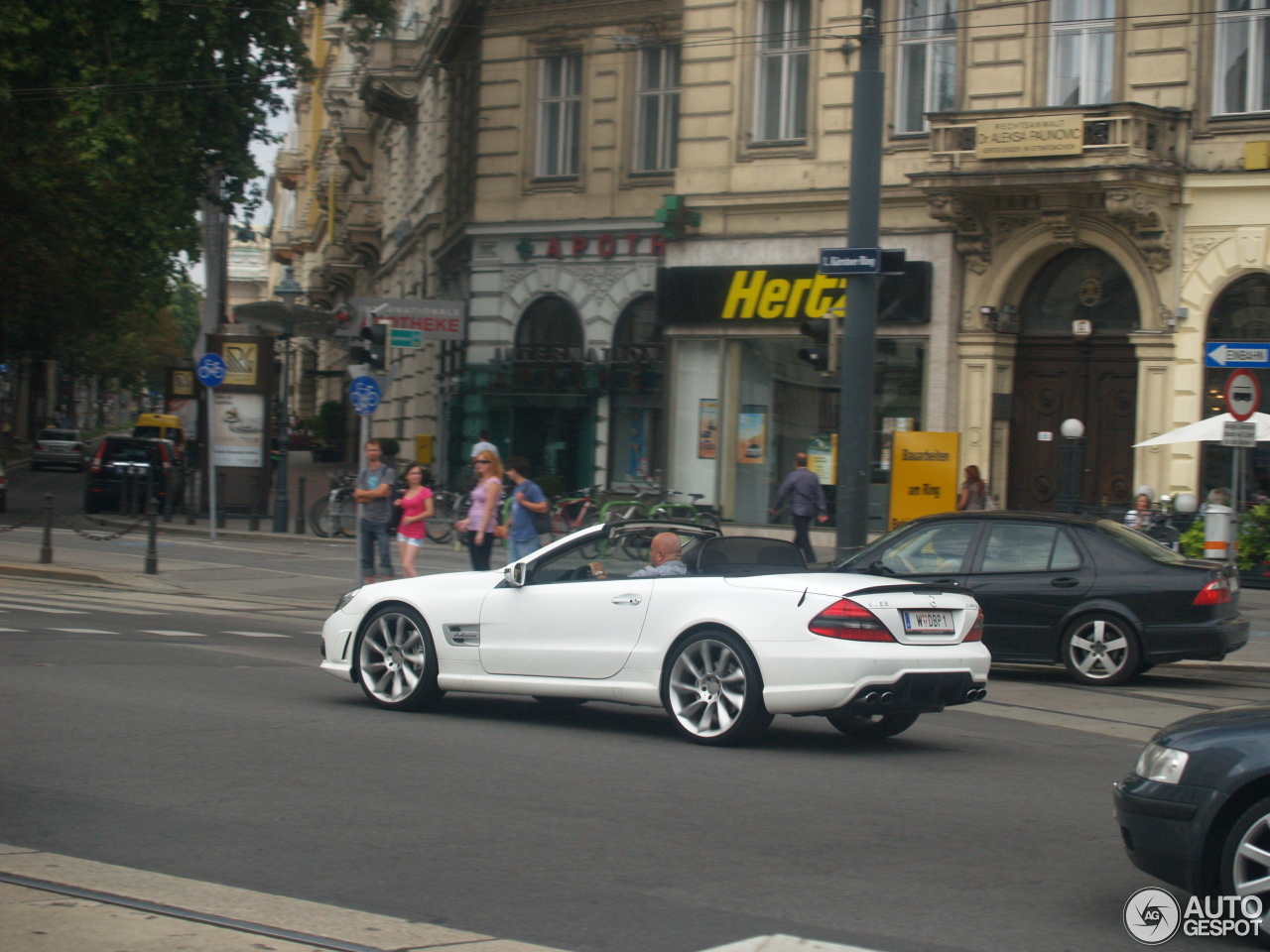 Mercedes-Benz SL 63 AMG