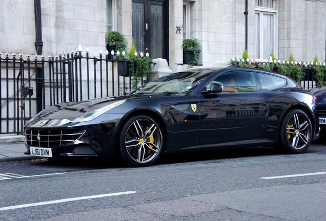 Ferrari FF