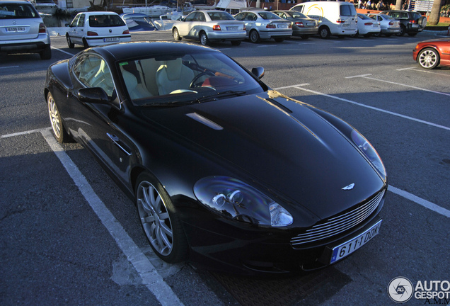 Aston Martin DB9