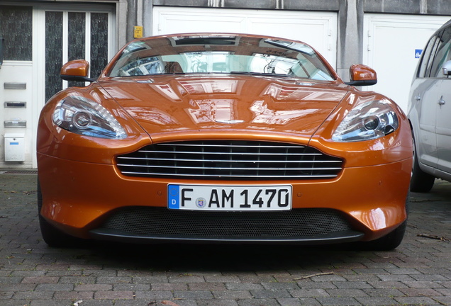 Aston Martin Virage 2011