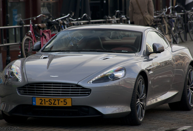 Aston Martin Virage 2011