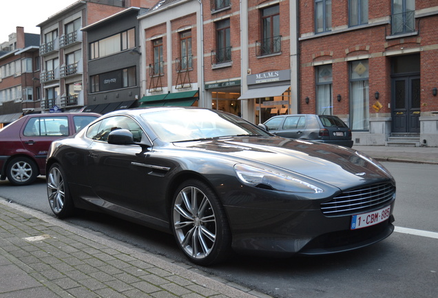 Aston Martin Virage 2011