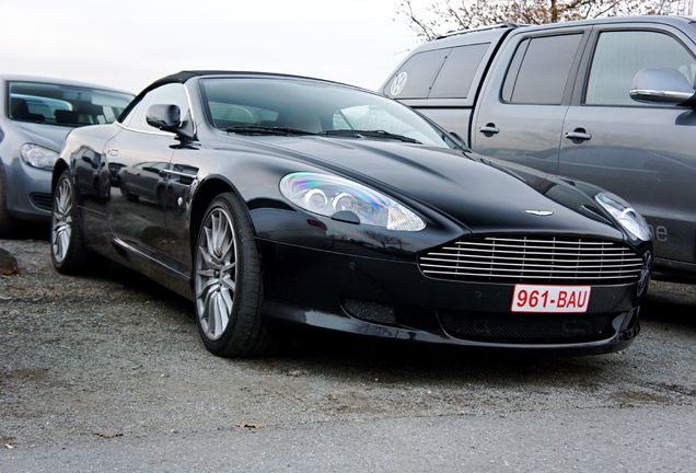 Aston Martin DB9 Volante