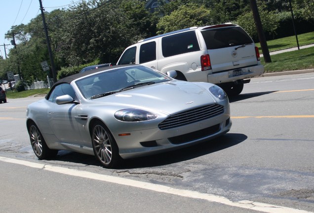 Aston Martin DB9 Volante