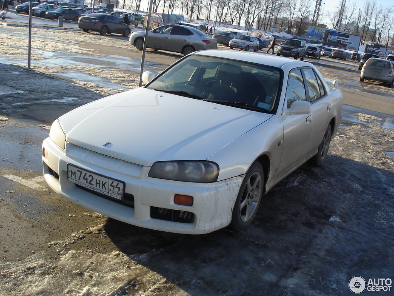 Nissan Skyline R34 Sedan