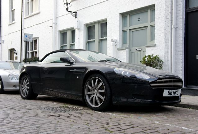 Aston Martin DB9 Volante