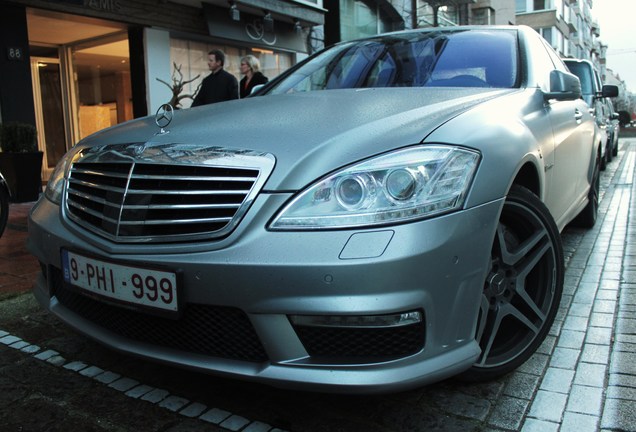 Mercedes-Benz S 63 AMG W221 2011