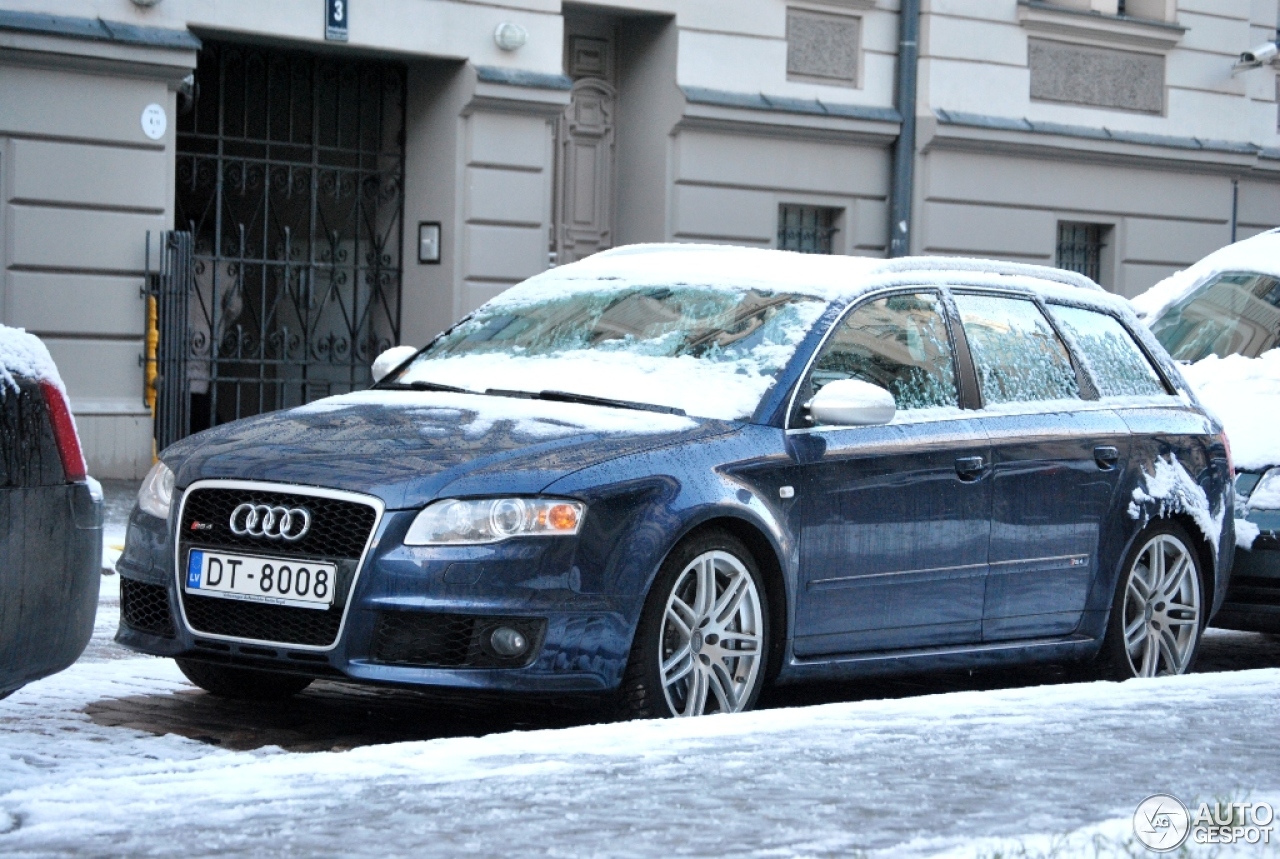 Audi RS4 Avant B7