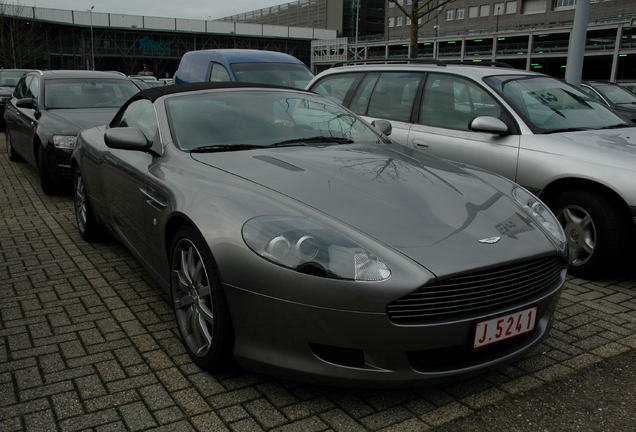 Aston Martin DB9 Volante