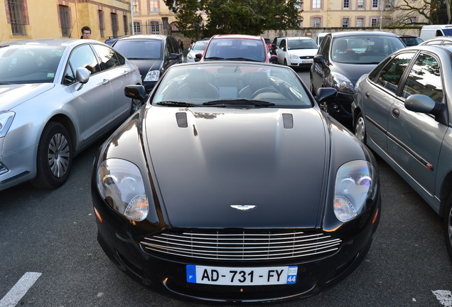 Aston Martin DB9 Volante