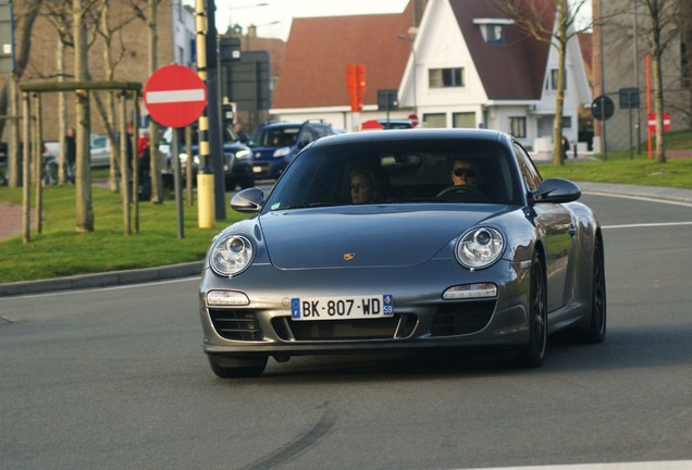 Porsche 997 Carrera GTS