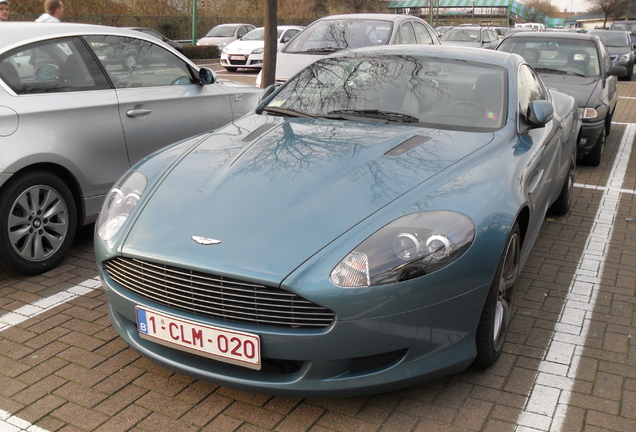 Aston Martin DB9