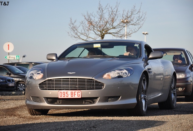 Aston Martin DB9