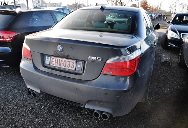 BMW M5 E60 2005