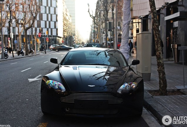 Aston Martin V8 Vantage N400