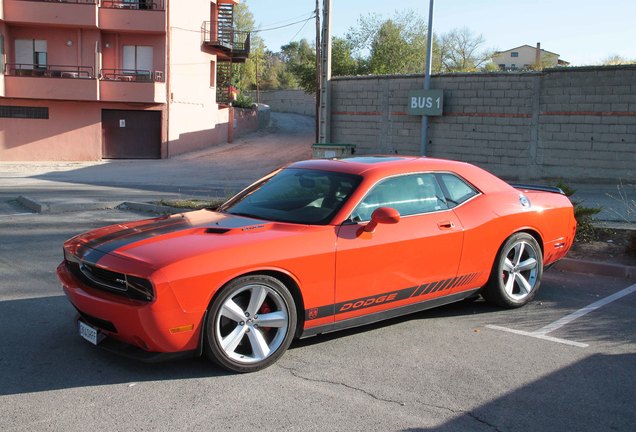 Dodge Challenger SRT-8