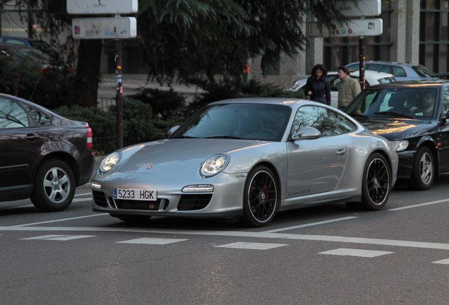 Porsche 997 Carrera 4 GTS