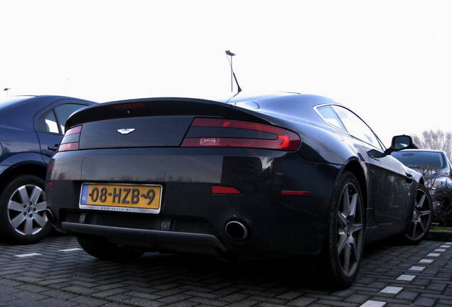 Aston Martin V8 Vantage