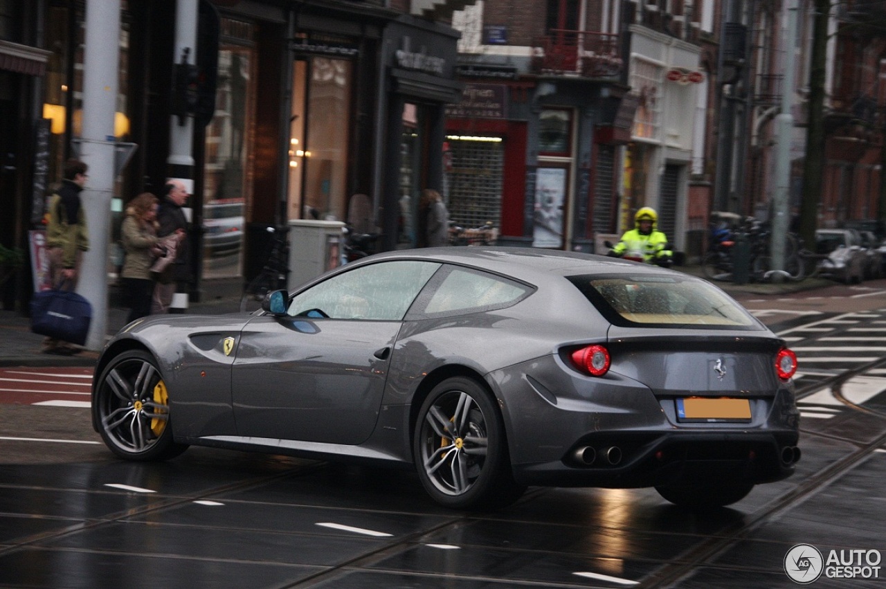 Ferrari FF