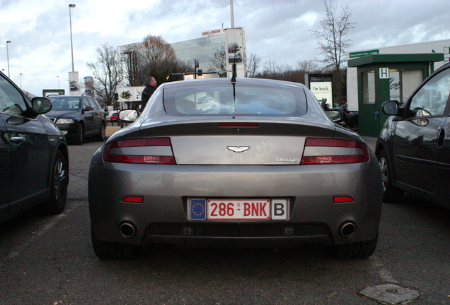 Aston Martin V8 Vantage