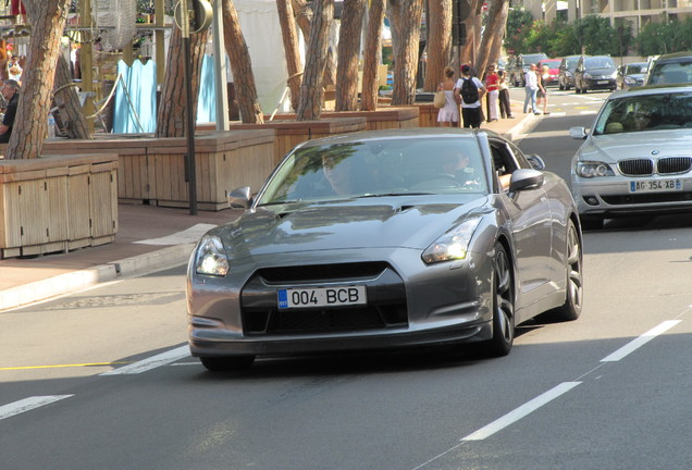 Nissan GT-R