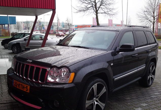 Jeep Grand Cherokee SRT-8 2005