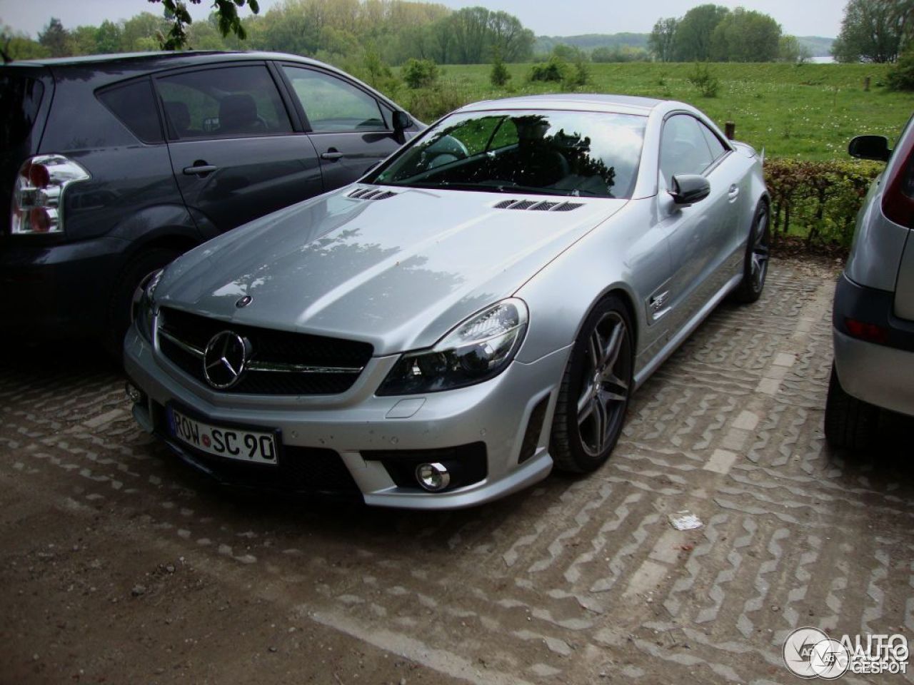 Mercedes-Benz SL 63 AMG