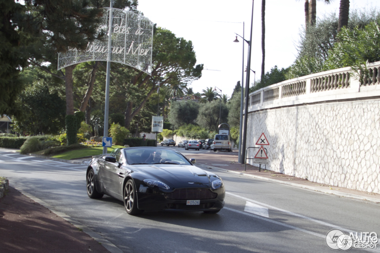 Aston Martin V8 Vantage Roadster