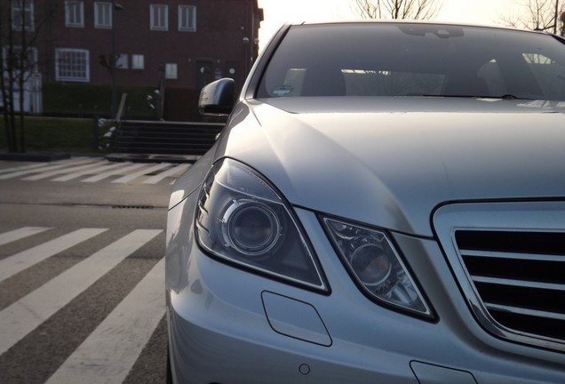 Mercedes-Benz E 63 AMG W212 V8 Biturbo