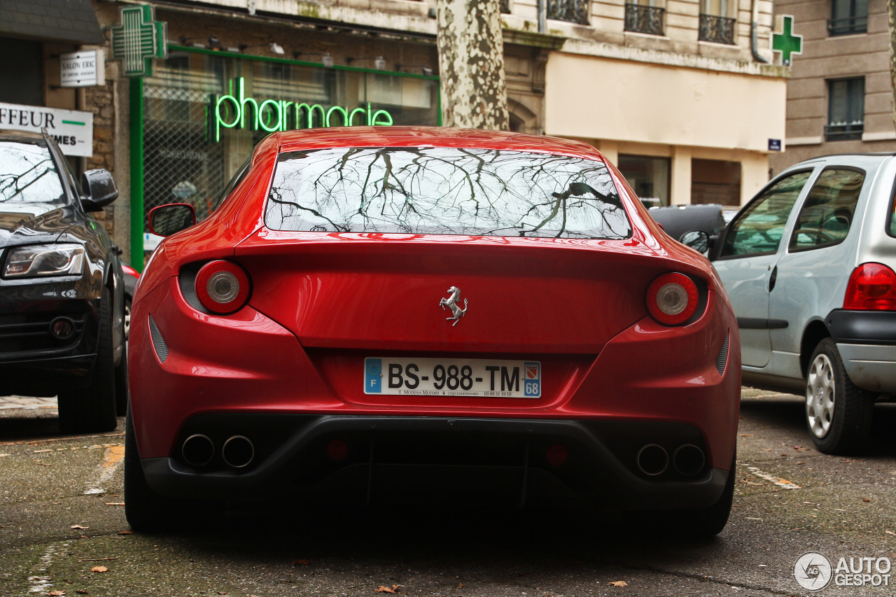 Ferrari FF