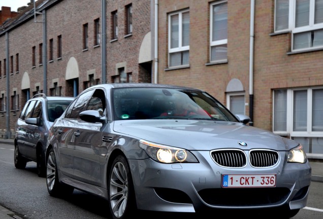 BMW M5 E60 2005