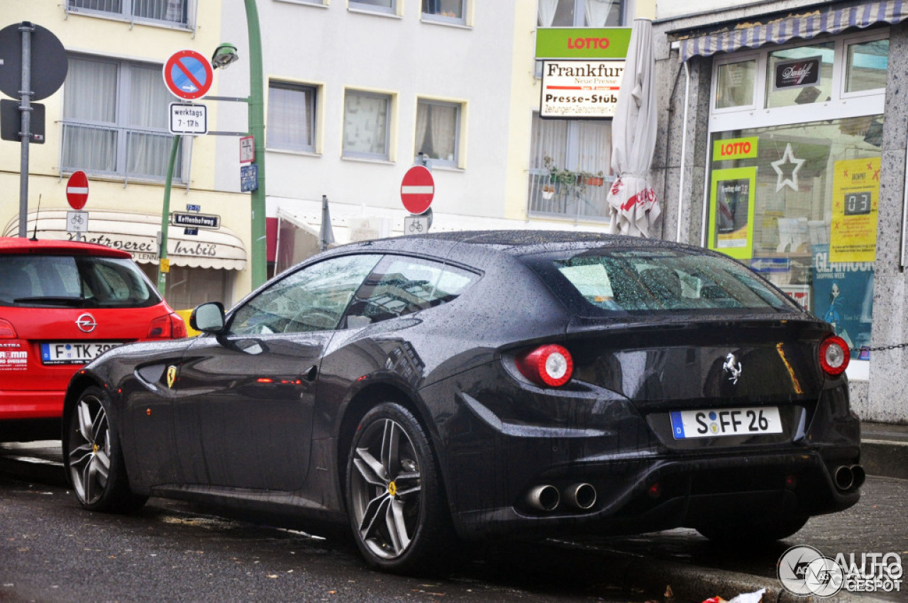 Ferrari FF