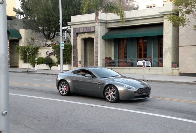 Aston Martin V8 Vantage