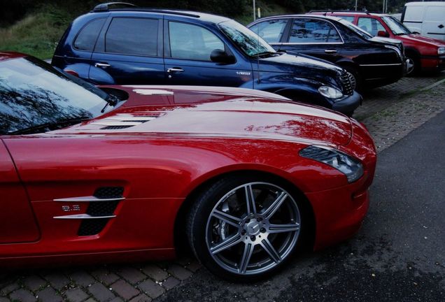 Mercedes-Benz SLS AMG