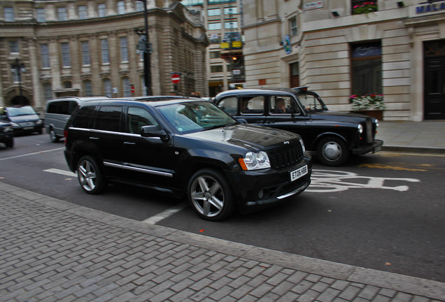 Jeep Grand Cherokee SRT-8 2005