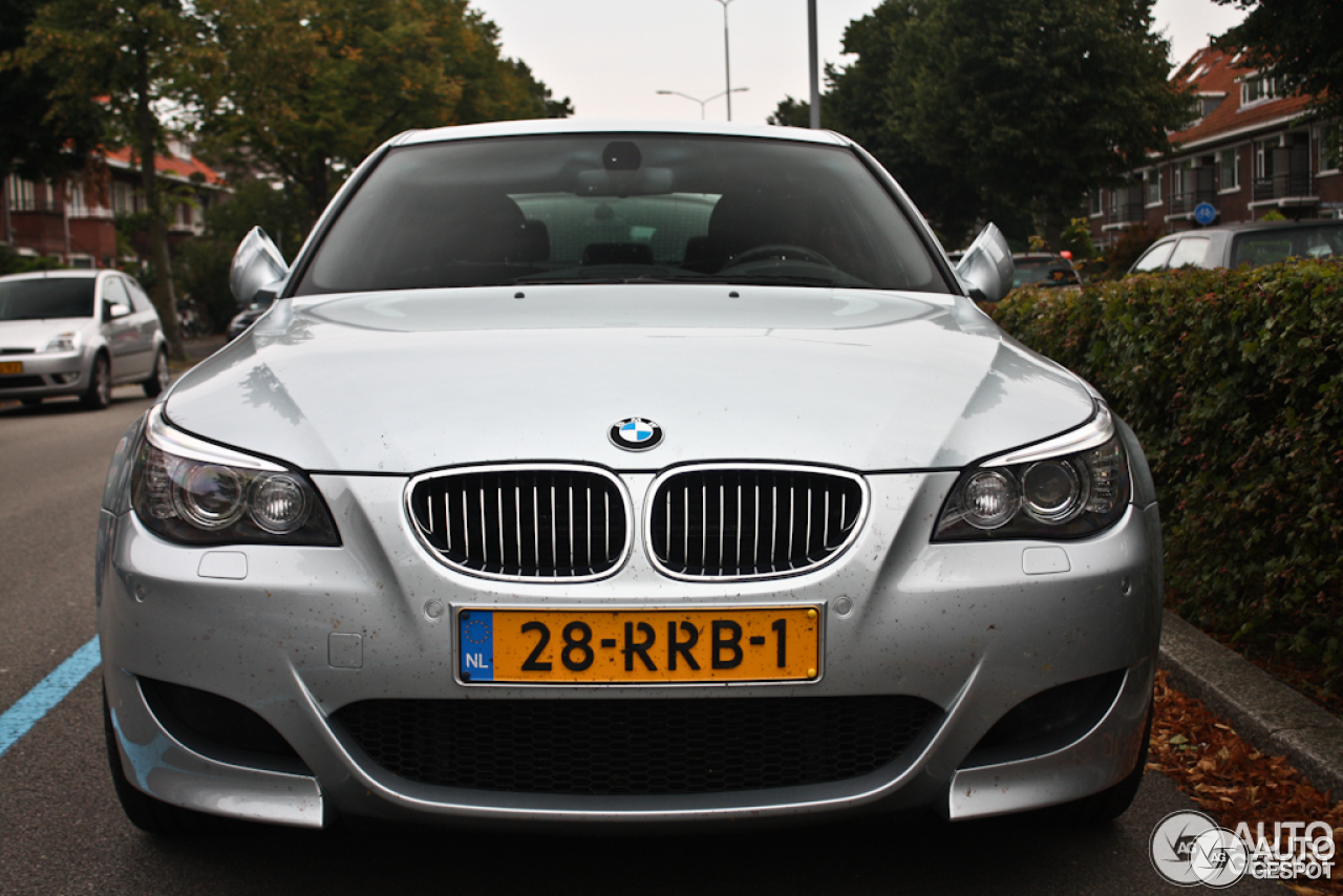 BMW M5 E60 2005