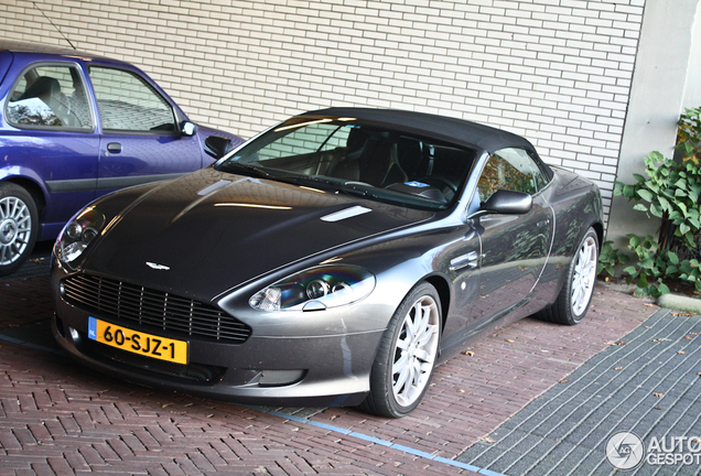 Aston Martin DB9 Volante