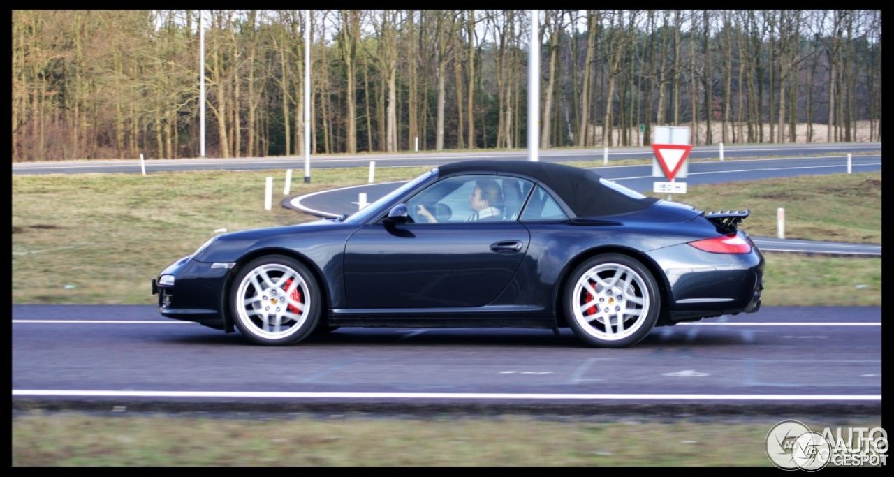 Porsche 997 Carrera 4S Cabriolet MkII