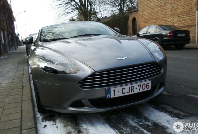 Aston Martin DB9 2010