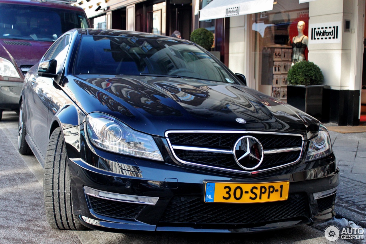 Mercedes-Benz C 63 AMG Coupé