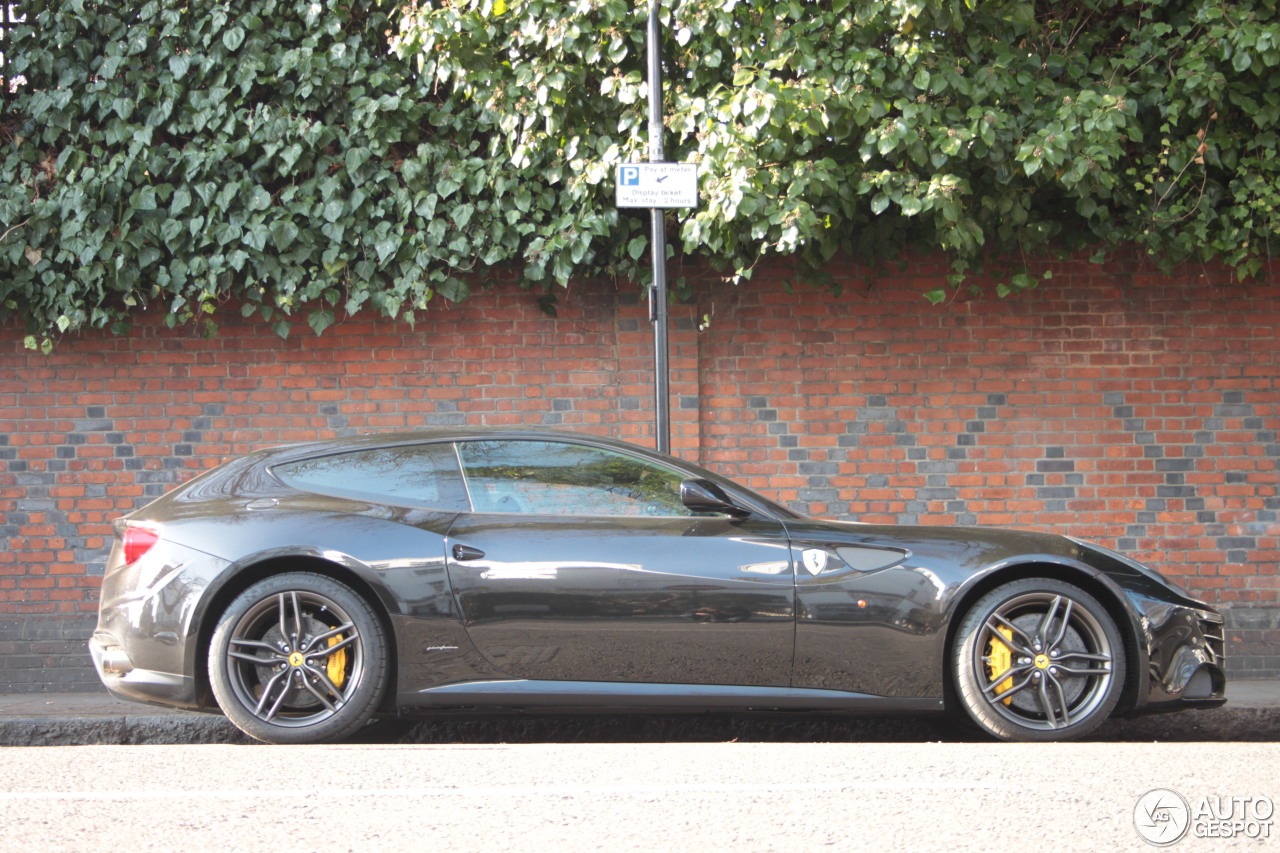 Ferrari FF